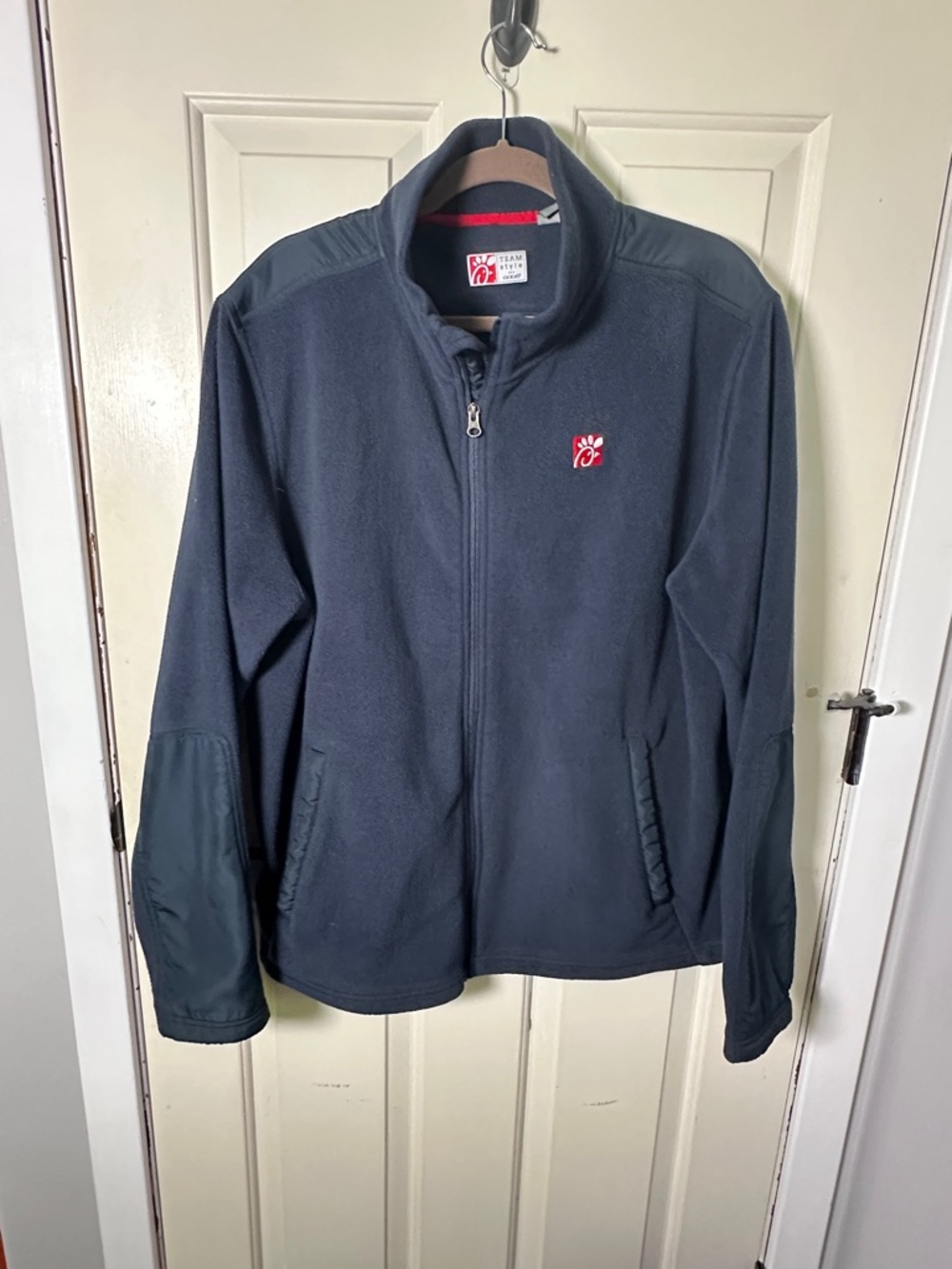 Chick-fli-a Navy Full-Zip Fleece Jacket men’s xl